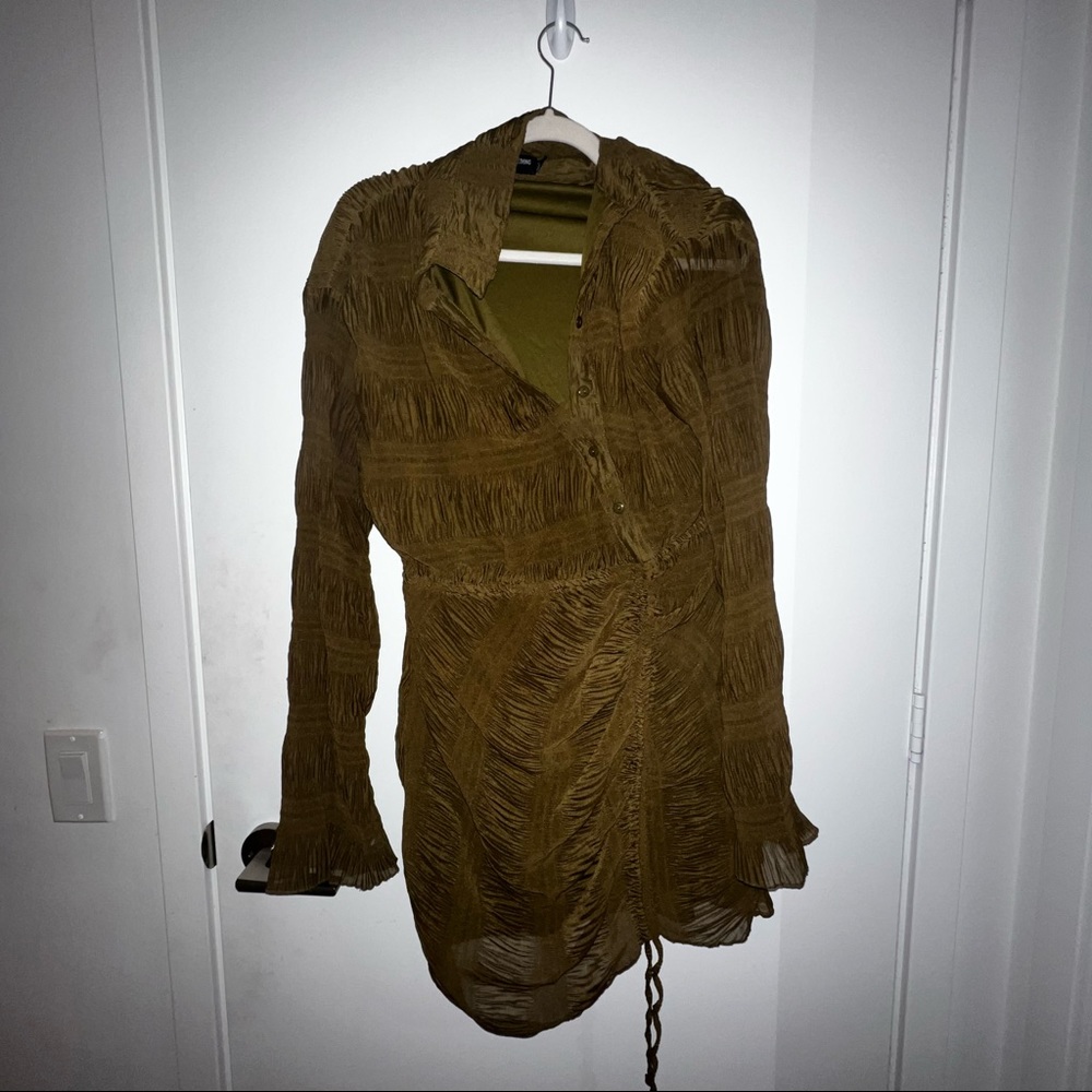Plus Olive Plisse Textured Ruched Shirt Dress - Size 12 - Picture 2 of 4